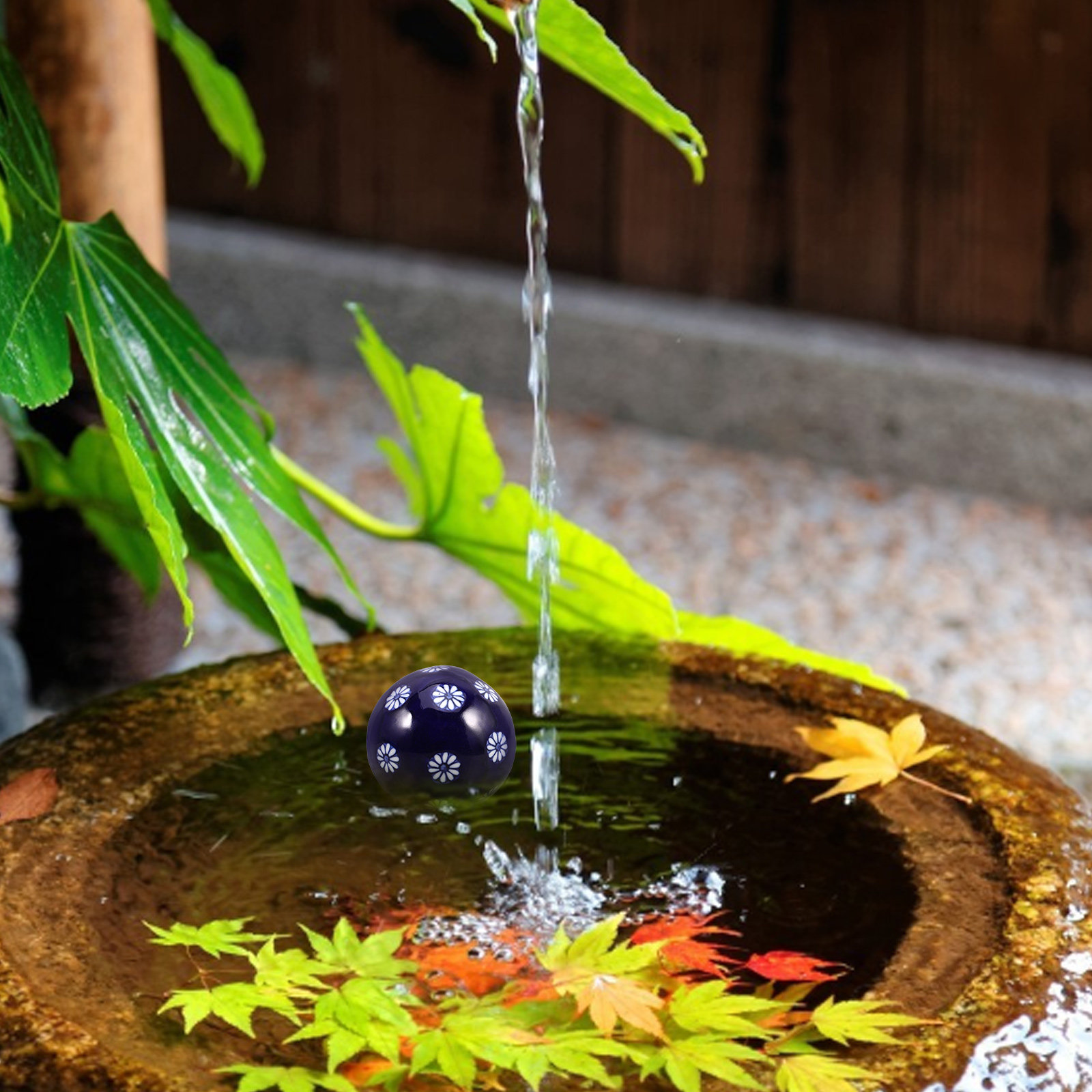 Aquarium Fish Tank - Ceramic Floating Pond Ball Artistic Handpainted